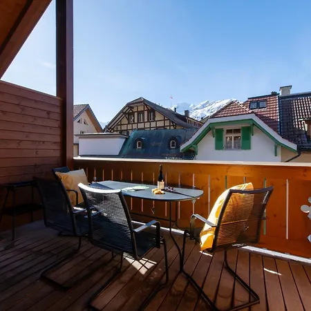 Belmont Penthouse Lägenhet Wengen